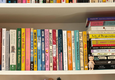 8 Inspiring Ideas to Decor Books